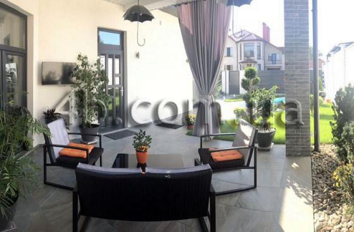 Агентство недвижимости 4B