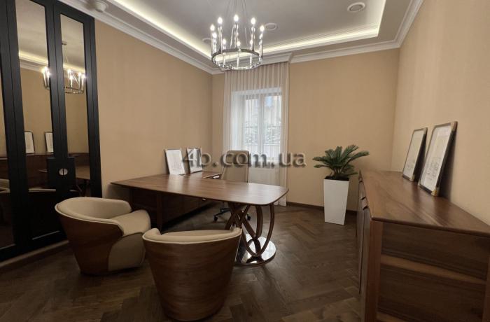 Агентство недвижимости 4B