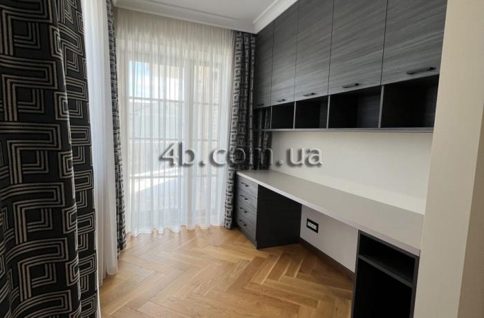 Агентство недвижимости 4B